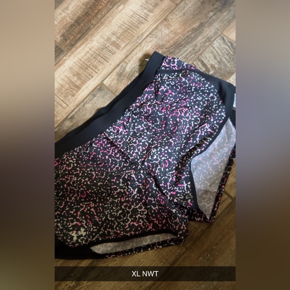 Under Armour Black and Pink Athletic Shorts - Picture 1 of 1